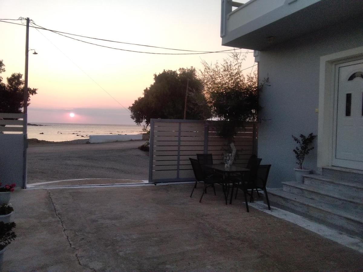 ファラサルナ Sea Side House Rapanasヴィラ エクステリア 写真